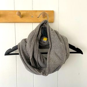 Herringbone Infinity scarf